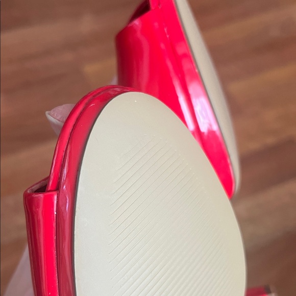 Like new Laura Ashley Vibrant Red Slingback Heels - Picture 14 of 16